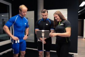 Beratungsgespräch mit Körperanalyse in einem EASYFITNESS Studio